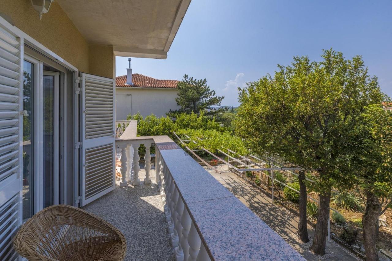 Leonarda Apartment Ядраново Екстериор снимка