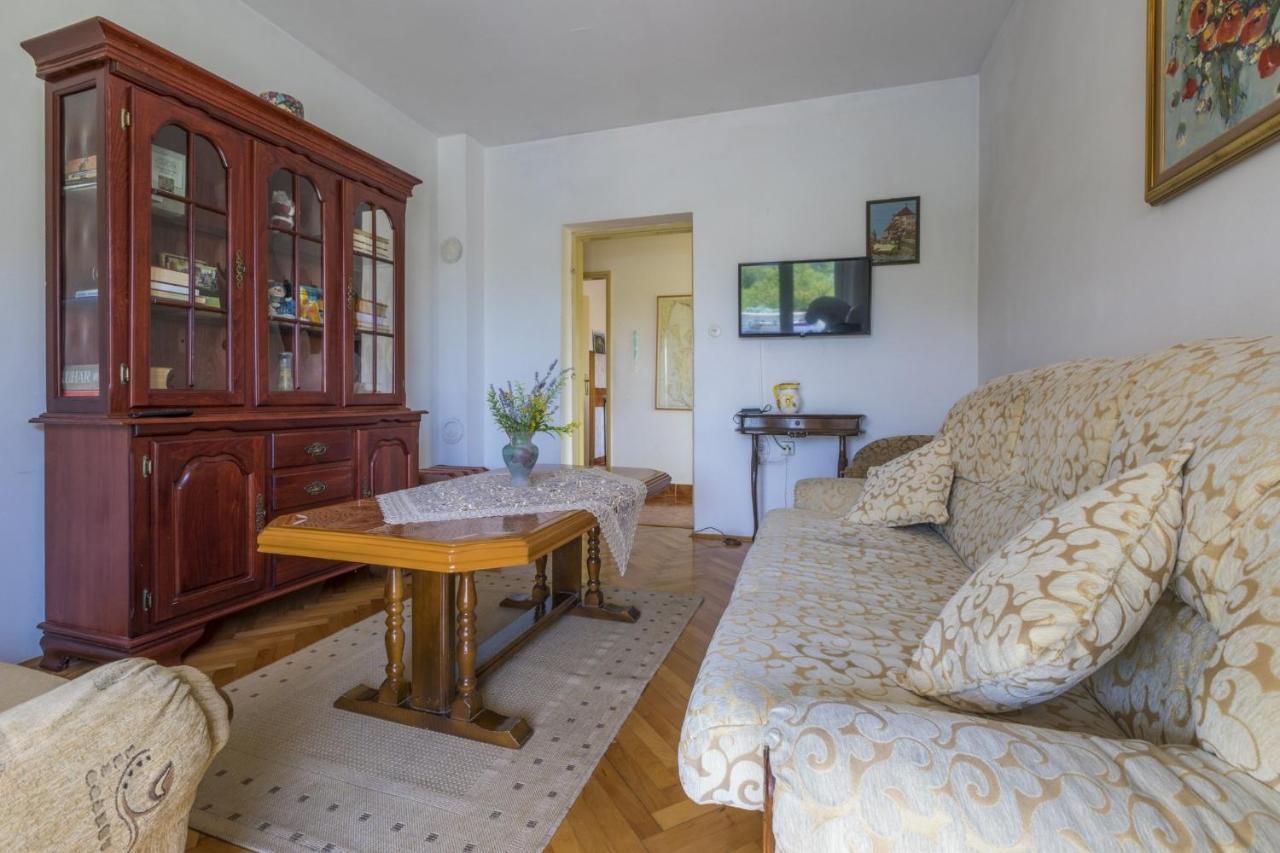Leonarda Apartment Ядраново Екстериор снимка