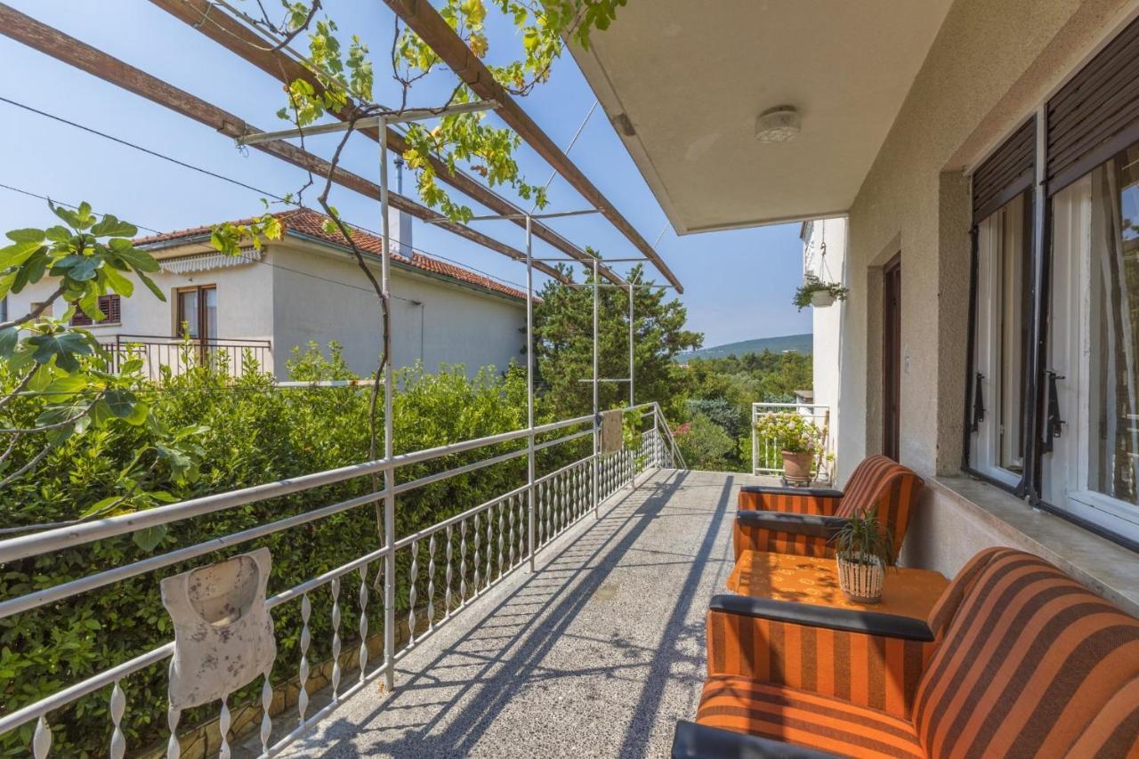 Leonarda Apartment Ядраново Екстериор снимка