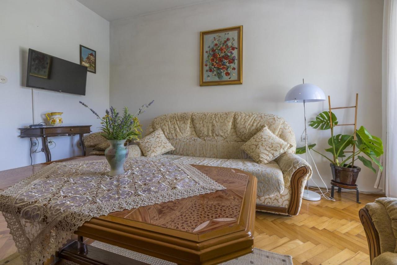 Leonarda Apartment Ядраново Екстериор снимка